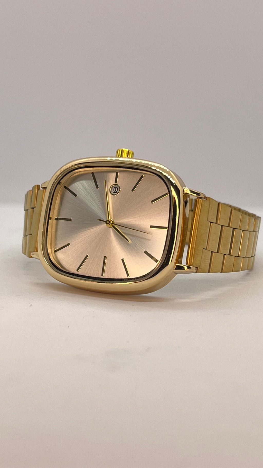 Valessi Executive Gold White – Gold Çelik Kordon Beyaz Kadran – Erkek Saat