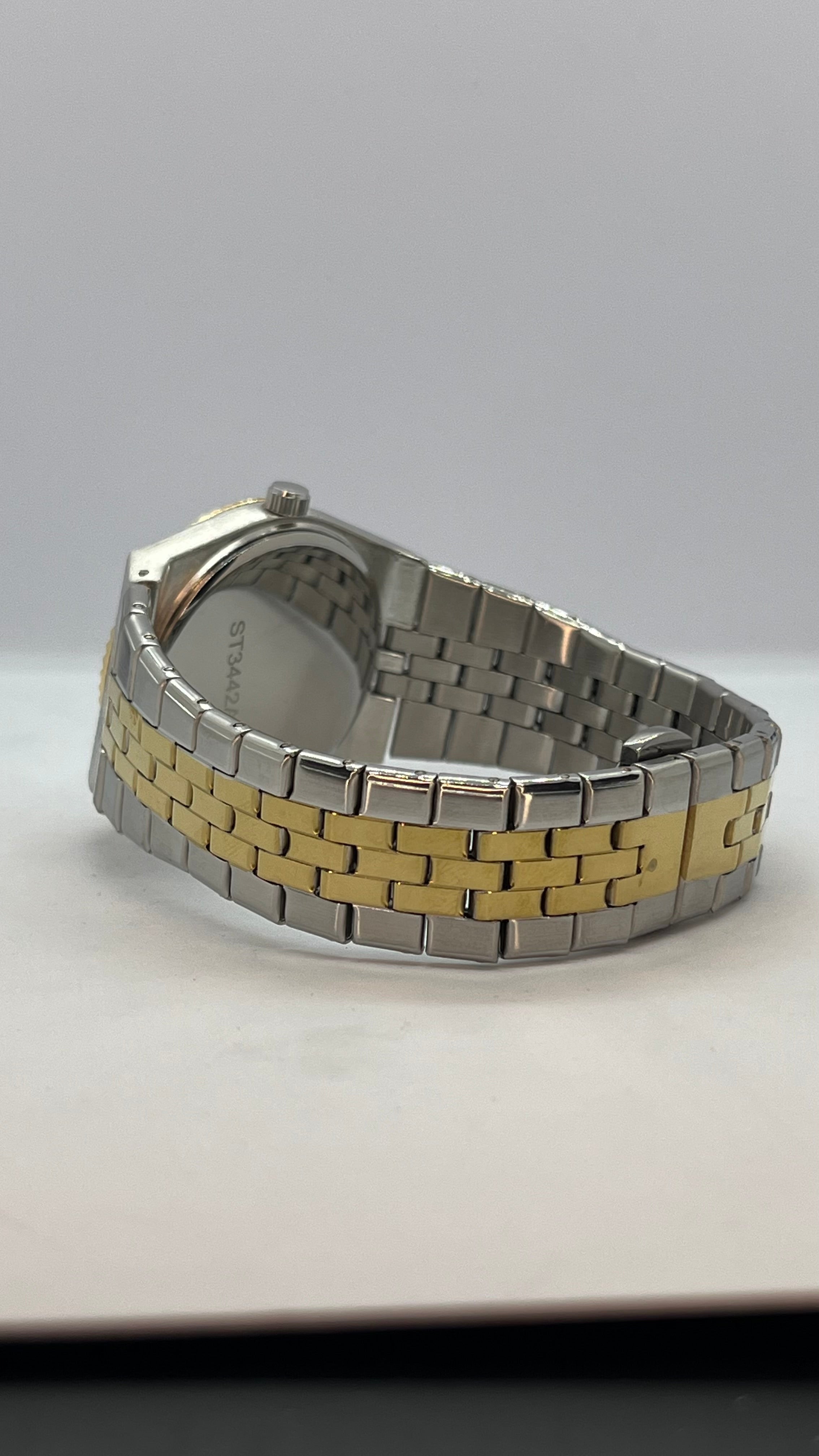 Valessi Executive Silver Gold White – Gümüş/Gold Çelik Kordon Beyaz Kadran – Erkek Saat.