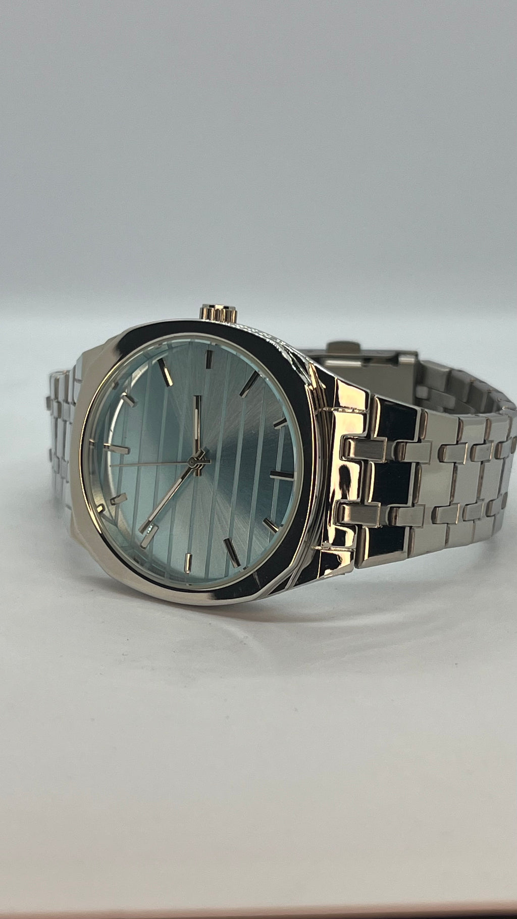 Valessi Executive Silver Blue – Gümüş Çelik Kordon Mavi Kadran – Erkek Saat