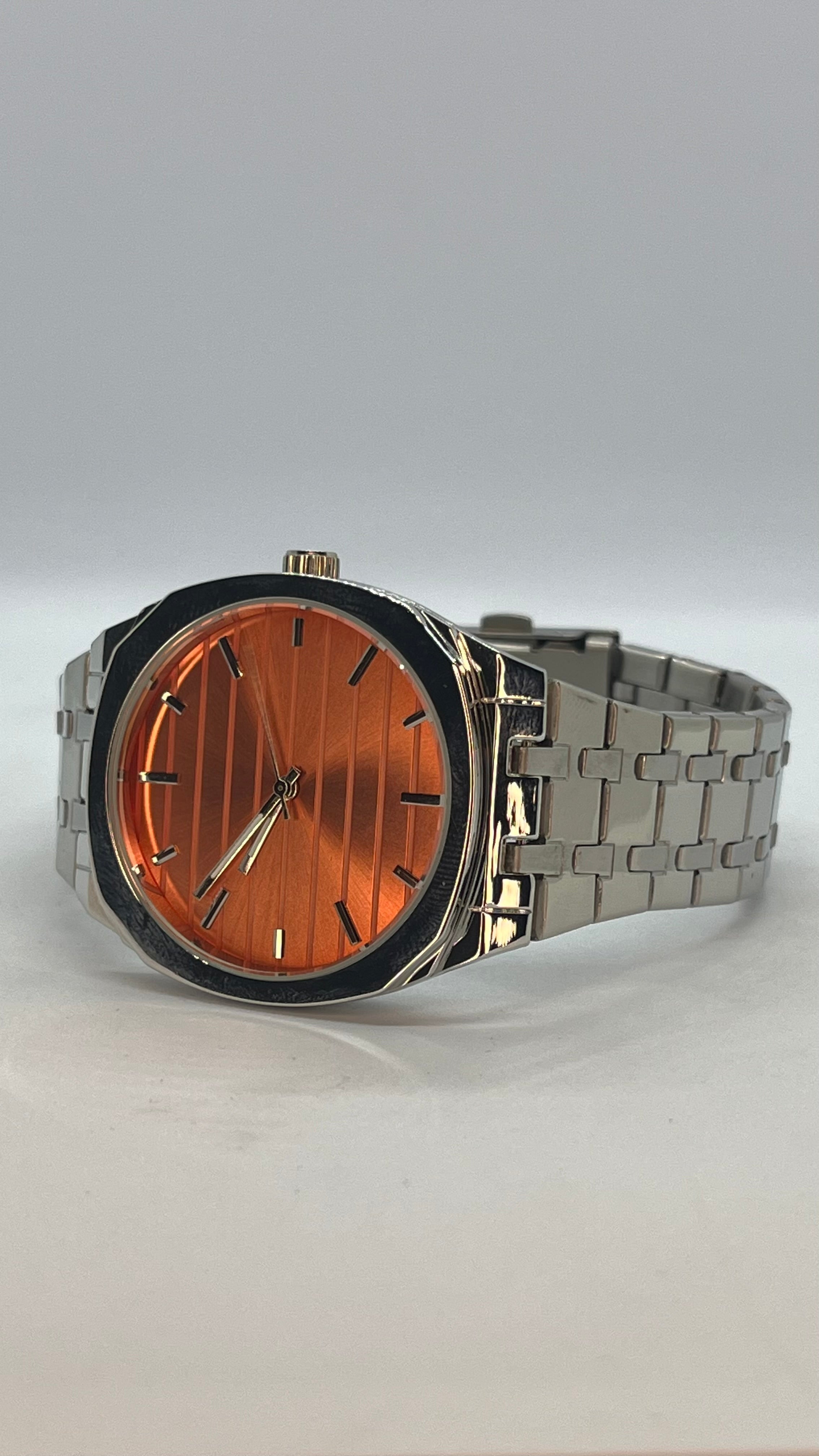 Valessi Executive Silver Rose – Gümüş Çelik Kordon Rose Kadran – Erkek Saat