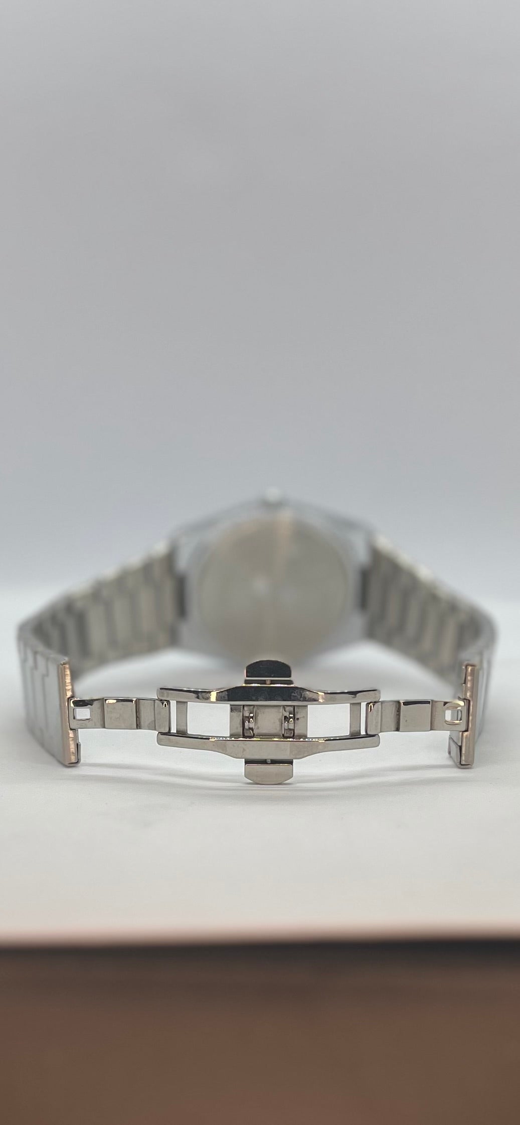 Valessi Executive Silver Black – Gümüş Çelik Kordon Siyah Kadran