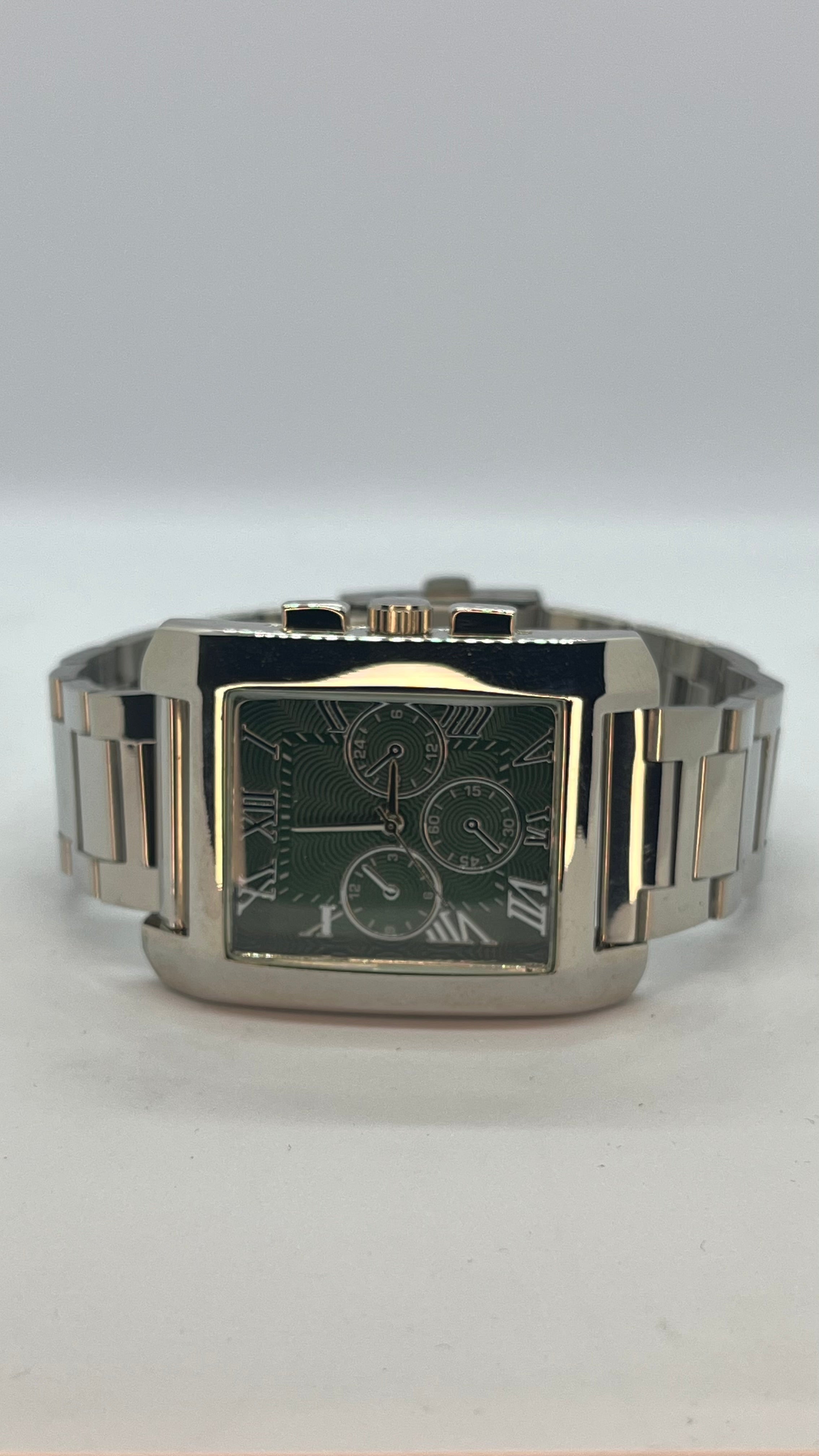 Valessi Executive Silver Green – Dikdörtgen Çelik Kasa Gümüş Kordon Yeşil Kadran – Erkek Saati