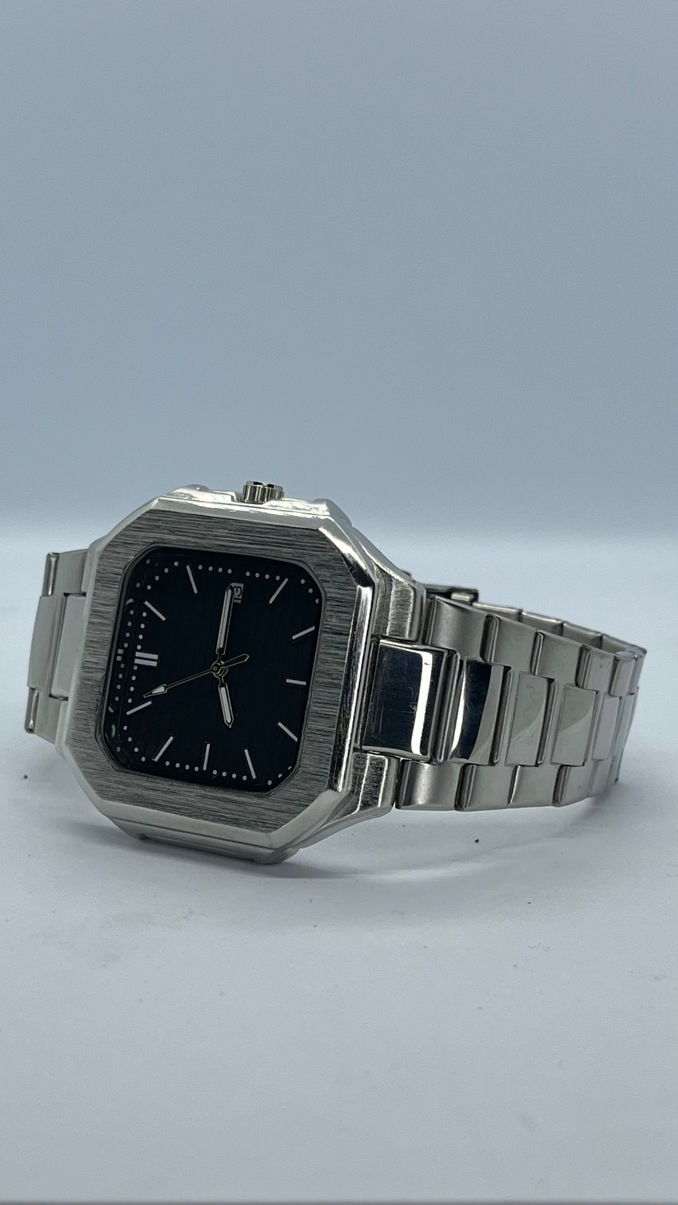 Valessi Executive Prime Silver Black – Gümüş Çelik Kordon Siyah Kadran – Erkek Saati