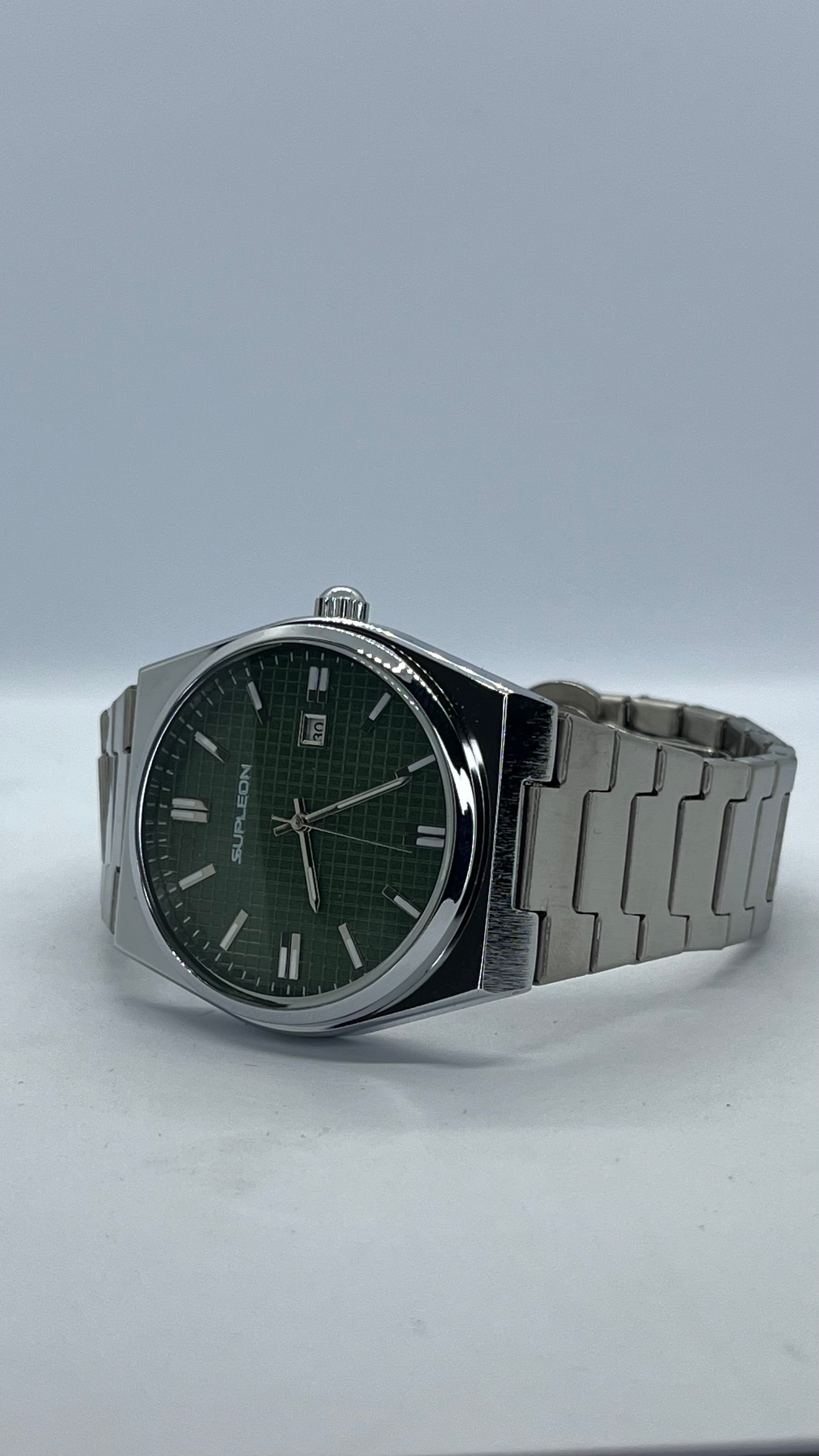 Valessi Executive Prime Silver Green – Gümüş Çelik Kordon Yeşil Kadran – Erkek Saat