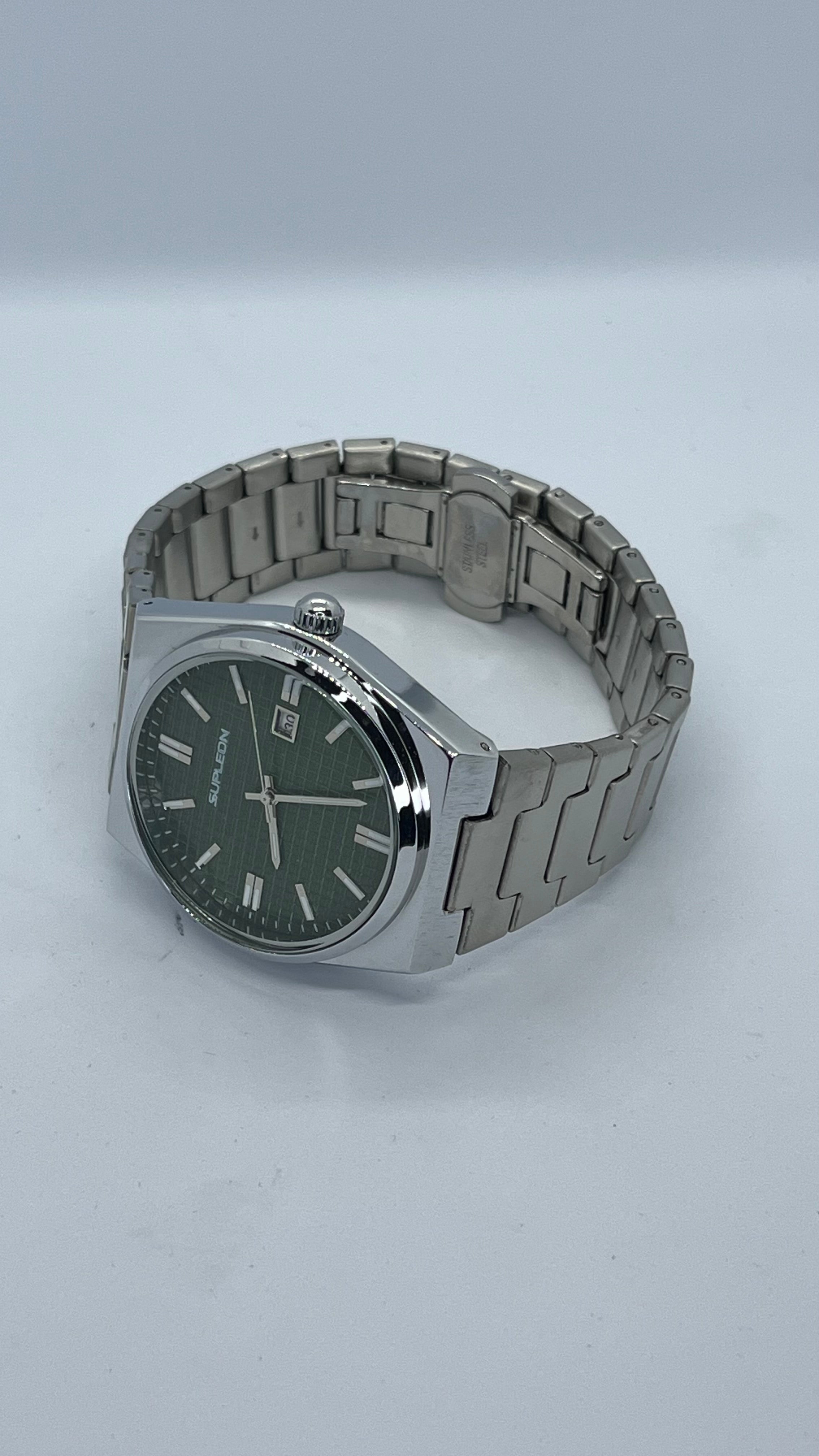 Valessi Executive Prime Silver Green – Gümüş Çelik Kordon Yeşil Kadran – Erkek Saat